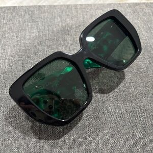 Gucci sunglasses gg0956s